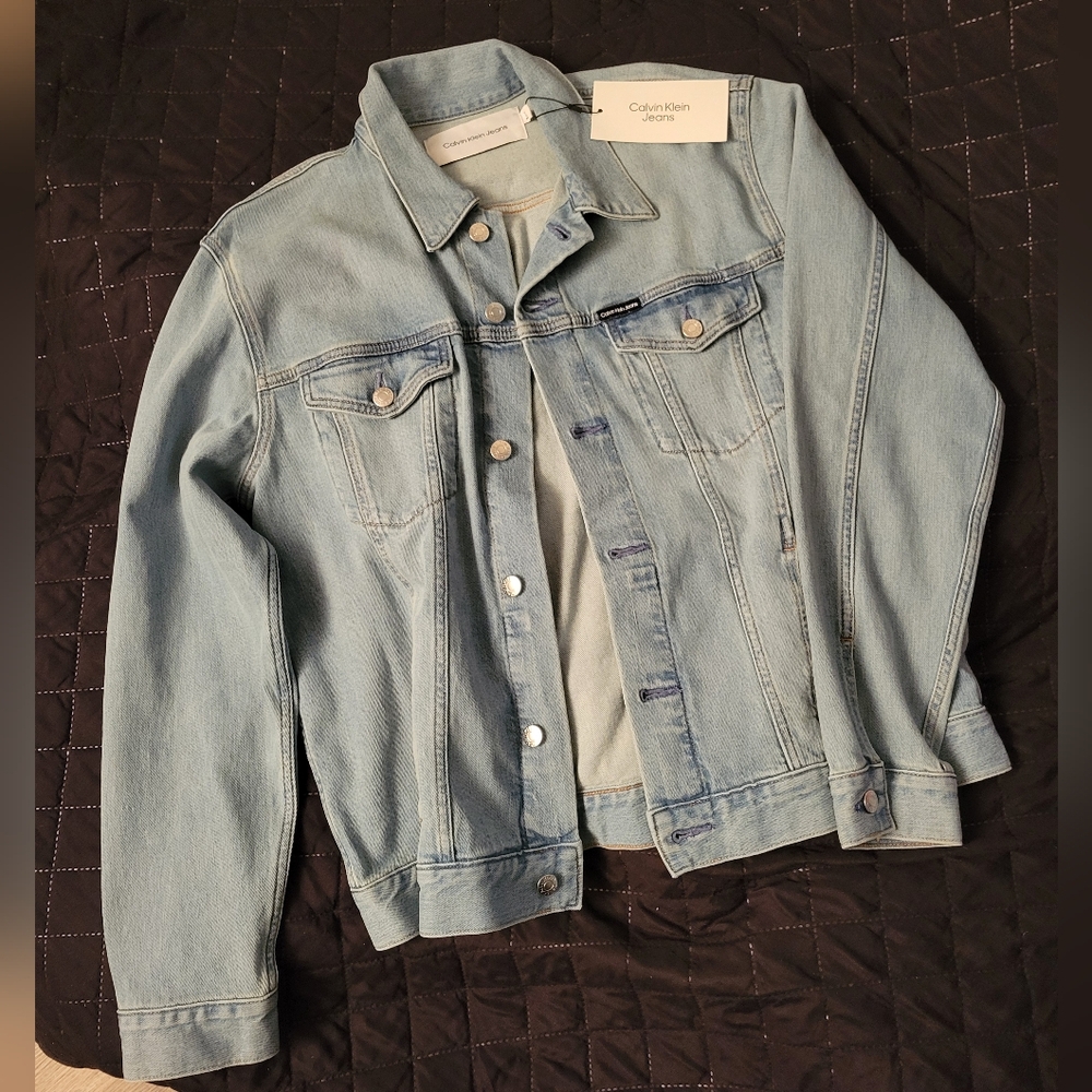 Free shipping - Calvin Klein jean jacket, light blue NWT